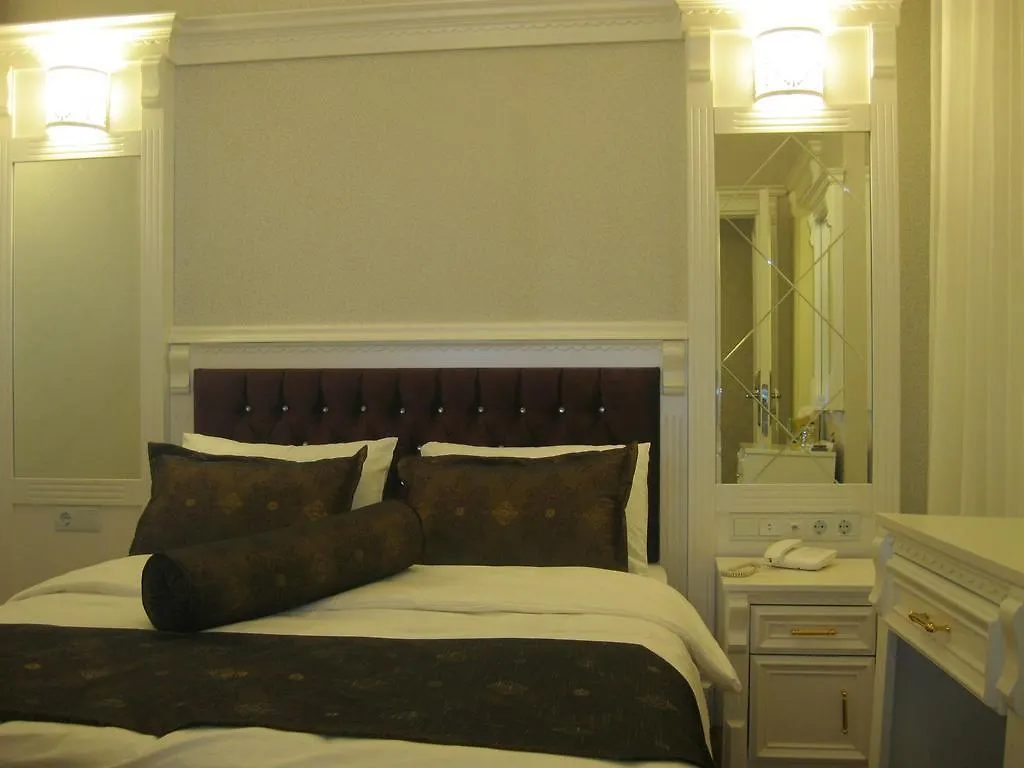 Hotel Coliseum Istanbul 2*,